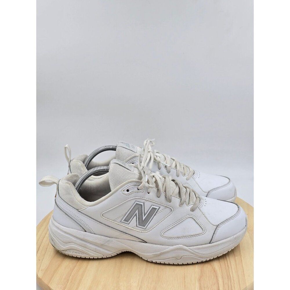 New Balance 626v2 Women's Slip Resistant White Athletic Work Shoe size 11B
